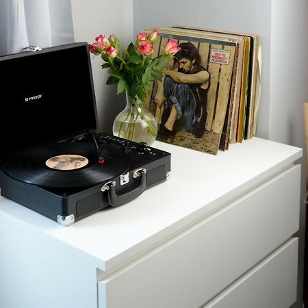 Vinyl Apartment Old Town Kraków Eksteriør billede